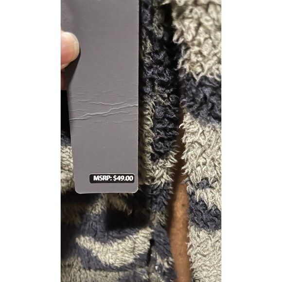 NEW Bebe Sport Fleece Pullover 1/4 Zip Sweatshirt Size Medium Green Camo - Picture 7 of 10